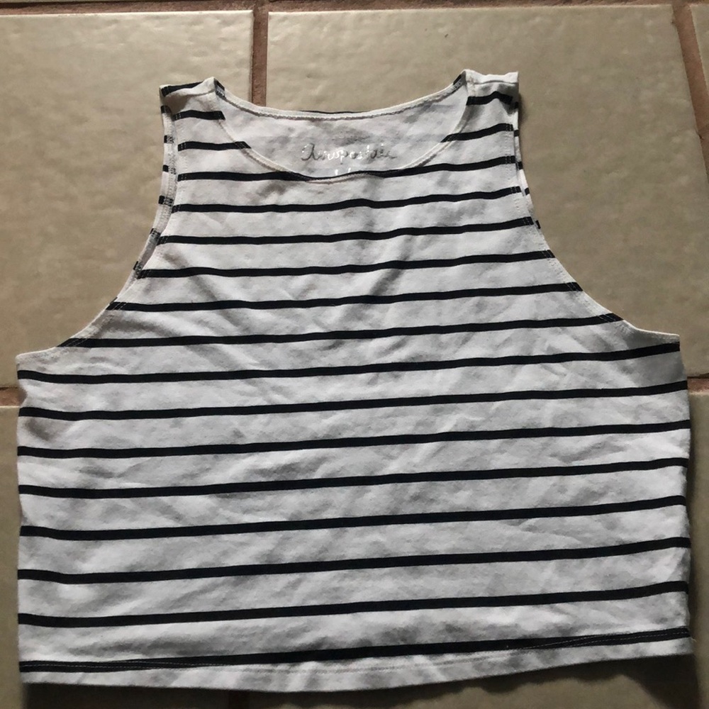 Crop Top Size:L
